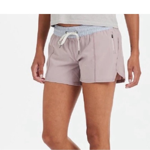 Vuori Clementine Shorts Women’s Size Small Pink Purple Lilac Gray 4” Inseam - Picture 2 of 8